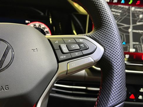 New 2026 Volkswagen GTI SE FWD image 16