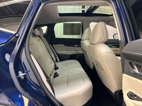 Certified 2025 Nissan Murano SL w/ Cargo Package AWD/4WD image 17