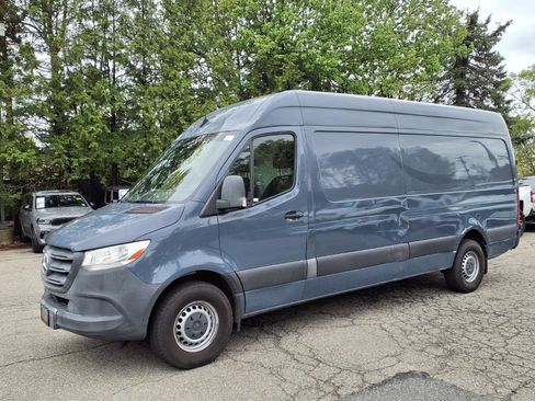 Used 2019 Mercedes-Benz Sprinter 170 image 3