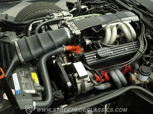 Used 1990 Chevrolet Corvette Coupe RWD image 3