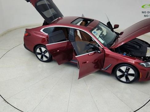 Used 2025 BMW i4 xDrive40i w/ M Sport Package AWD/4WD image 87