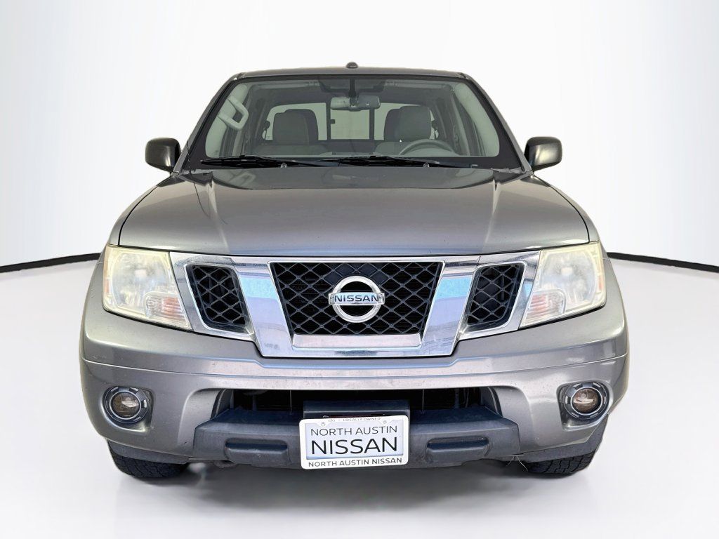 Used 2018 Nissan Frontier SV w/ Value Truck Package AWD/4WD image 2