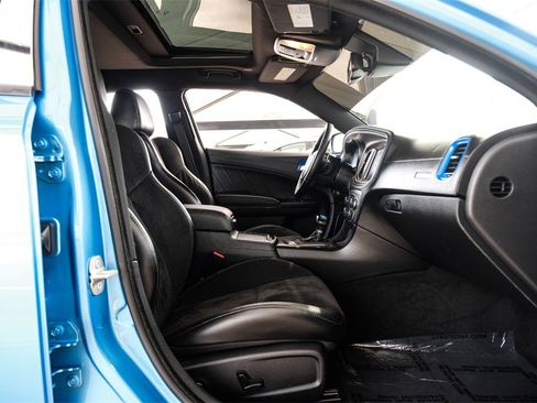 Used 2023 Dodge Charger R/T w/ Plus Group image 34