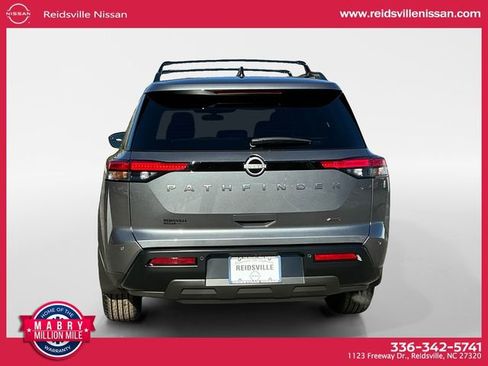 New 2026 Nissan Pathfinder SV image 5