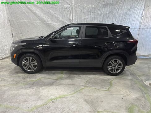 Used 2021 Kia Seltos LX AWD/4WD image 13