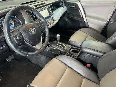 Used 2013 Toyota RAV4 Limited AWD/4WD image 10