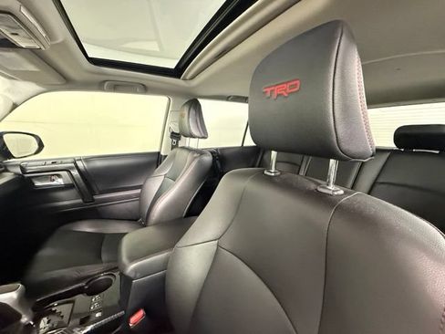 Used 2024 Toyota 4Runner TRD Off-Road Premium w/ Off Road Premium Plus Package AWD/4WD image 5
