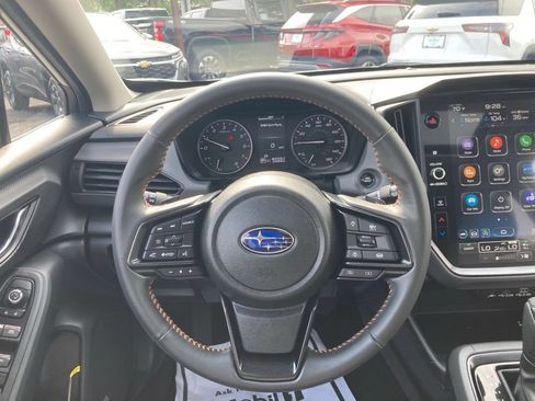 Used 2024 Subaru Crosstrek 2.5i Limited AWD/4WD image 7