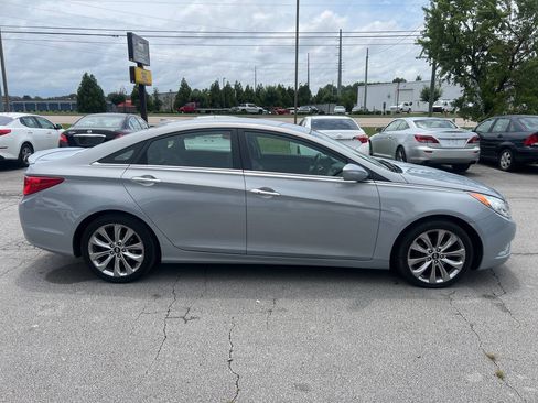 Used 2012 Hyundai Sonata SE FWD image 5
