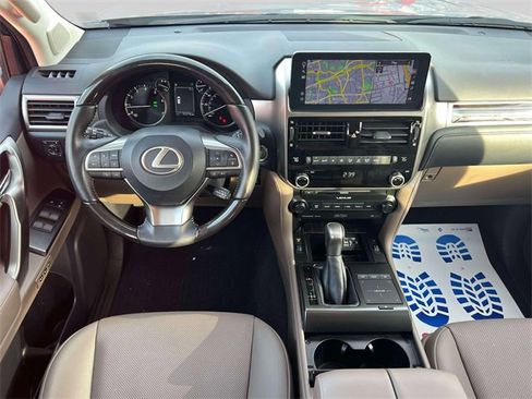 Used 2023 Lexus GX 460 Premium image 13