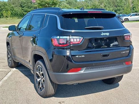 New 2026 Jeep Compass Limited AWD/4WD image 3