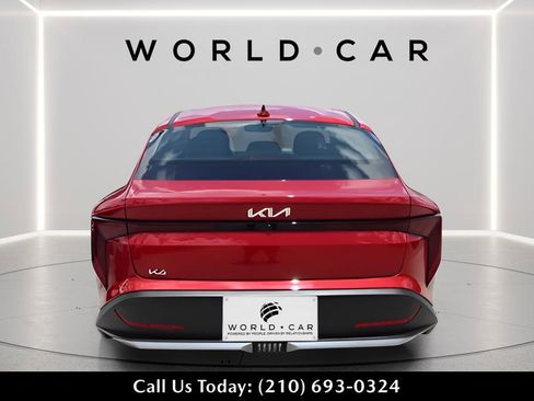 Certified 2025 Kia K4 EX image 6