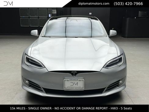 Used 2017 Tesla Model S 75 RWD image 11