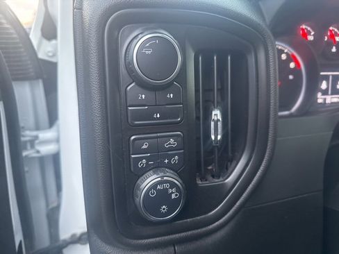 Used 2025 Chevrolet Silverado 2500 W/T w/ WT Convenience Package image 16