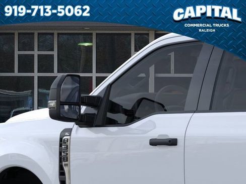 New 2026 Ford F350 XL w/ XL Chrome Package image 20