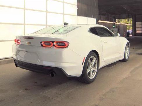 Used 2023 Chevrolet Camaro LT RWD image 4