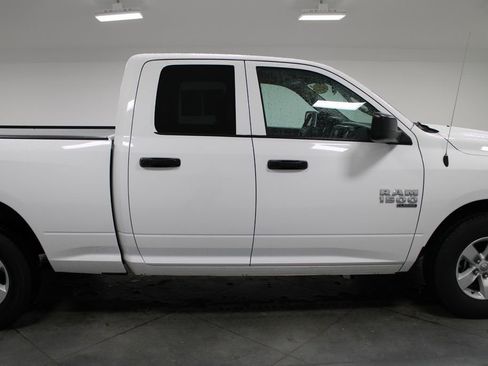 Used 2024 RAM 1500 Classic SLT image 11
