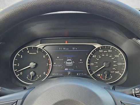 Used 2024 Nissan Altima 2.5 SV FWD image 11