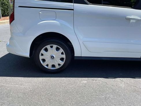 Used 2022 Ford Transit Connect XLT FWD image 30
