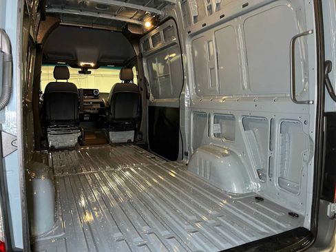 Used 2026 Mercedes-Benz Sprinter 2500 image 20