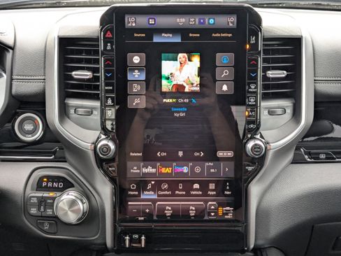 Used 2026 RAM 1500 Laramie w/ Night Edition image 19