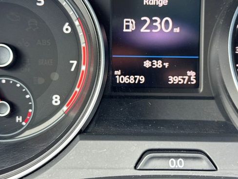 Used 2019 Volkswagen Atlas SE w/ Panoramic Sunroof Package image 16