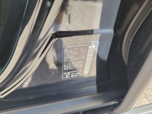 Certified 2026 INFINITI QX80 4WD w/ Sport Exterior Package image 30