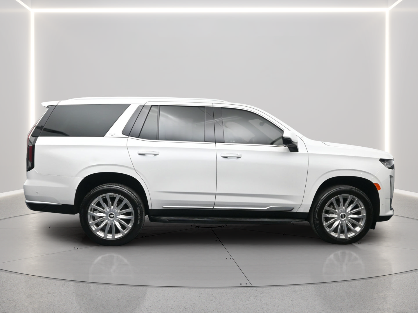 Used 2022 Cadillac Escalade Premium Luxury AWD/4WD image 11