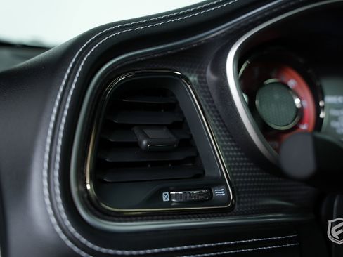 Used 2022 Dodge Challenger SRT Hellcat w/ Plus Package image 30