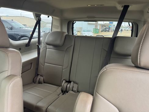 Used 2019 Chevrolet Suburban LT w/ Max Trailering Package image 16