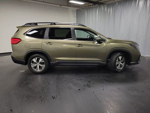 Used 2024 Subaru Ascent Premium AWD/4WD image 9