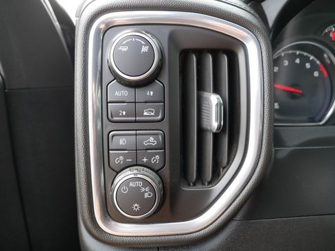 Used 2019 Chevrolet Silverado 1500 RST w/ All-Star Edition AWD/4WD image 26