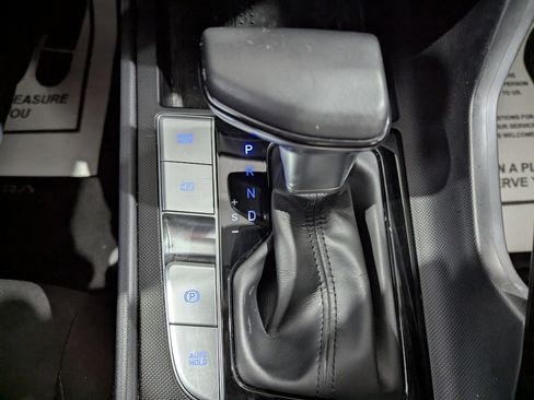 Used 2022 Hyundai Elantra SEL w/ Convenience Package image 15