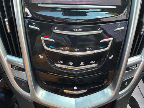 Used 2013 Cadillac SRX Luxury w/ Driver Awareness Package image 25