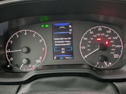 Used 2025 Toyota Corolla Cross LE image 15