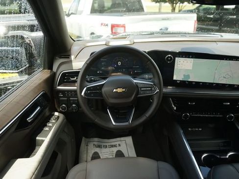Used 2026 Chevrolet Tahoe LT w/ Comfort Package RWD image 23