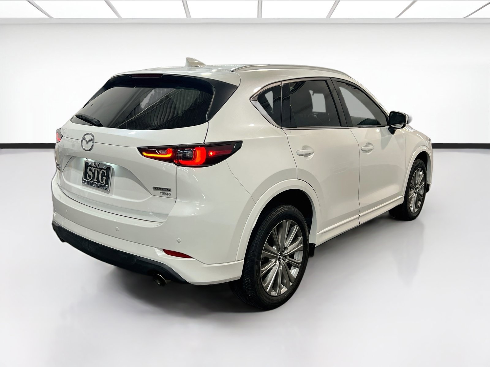 Used 2022 MAZDA CX-5 Signature AWD/4WD image 4