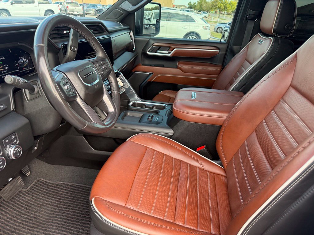 Used 2024 GMC Sierra 2500 Denali Ultimate AWD/4WD image 25
