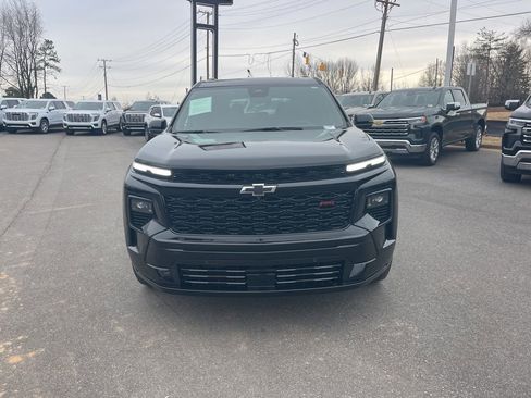 Used 2024 Chevrolet Traverse RS w/ LPO, Floor Liner Package image 8