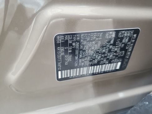Used 2025 Nissan Rogue SV AWD/4WD image 27