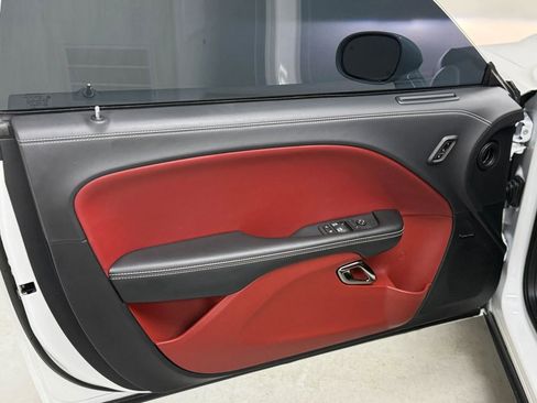 Used 2023 Dodge Challenger SRT Hellcat RWD image 26