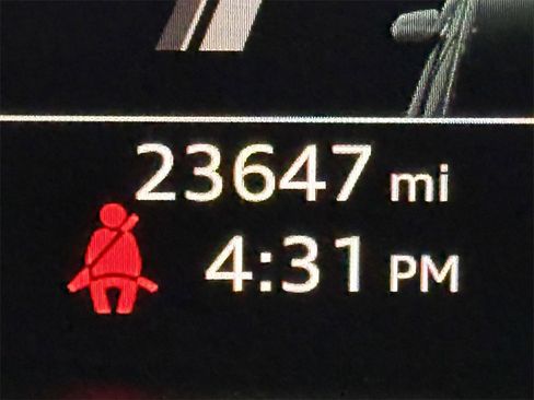 Used 2023 Audi Q3 2.0T Premium Plus w/ Premium Plus Package image 32