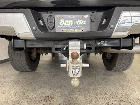 Used 2019 Ford F250 Lariat w/ Lariat Value Package image 7