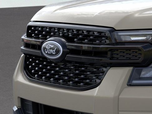 New 2025 Ford Ranger XLT w/ Equipment Group 301A High AWD/4WD image 17