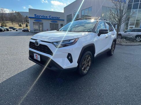 Used 2024 Toyota RAV4 AWD Hybrid image 8