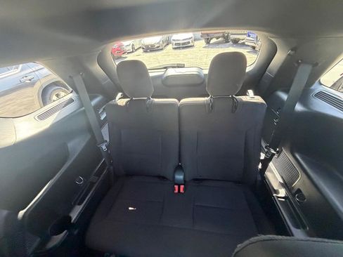 Used 2020 Ford Explorer XLT RWD image 38