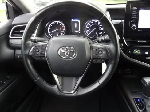 Used 2024 Toyota Camry SE FWD image 12