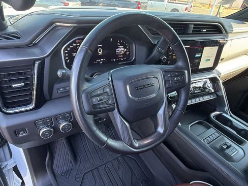 Used 2026 GMC Sierra 3500 Denali Ultimate AWD/4WD image 10