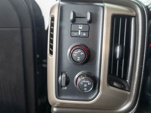 Used 2016 GMC Sierra 1500 Denali AWD/4WD image 23