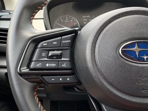 Certified 2024 Subaru Crosstrek 2.5i Limited w/ Crosstrek Mirror Package AWD/4WD image 15